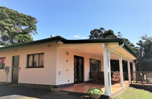 Umzumbe Apartment | Ridgeview Holiday Accommodation