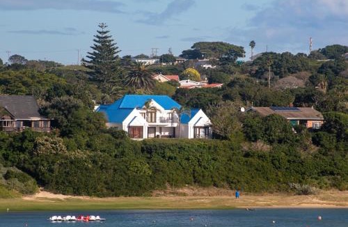 Bushman's River Mouth Villa | River Paradise