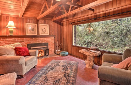 Carlotta Cabin | Riverfront Carlotta Cabin Near Great Hiking Trails