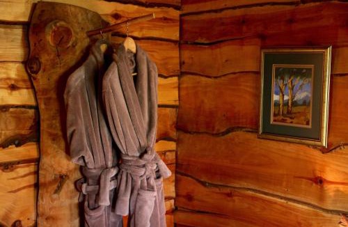 Oudtshoorn Cabin | Riverside Guest Lodge