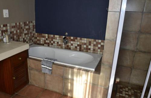 Lanseria Ski Chalet | Riverview Spa Bed and Breakfast