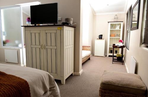 Velddrif Hotel | Riviera Hotel & Chalets