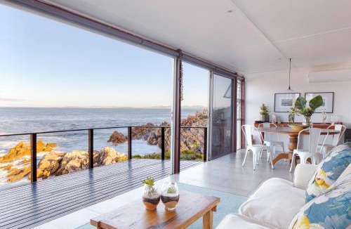 Helderberg Rural House | Rocky Bay on the View