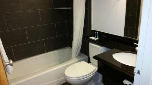 Cathedral Hill Hotel | Rodeway Inn San Francisco City Center