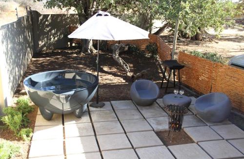 Hammanskraal House | Romantic cabin in Big 5 Reserve