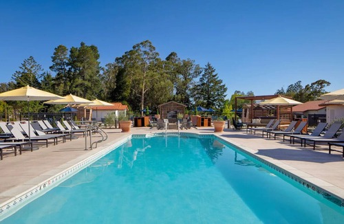 Live Oak Hotel | Romantic Suite w/Breathtaking Views | Relaxing Outdoor Fireplace & Pool