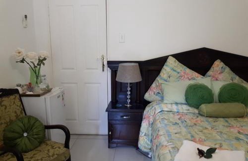 Rustenburg House | Ronique's Guest House