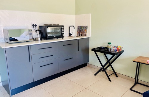Northam House | Room in B&B - Trendybliss Guest House - N0295
