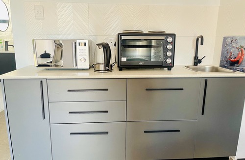 Northam House | Room in B&B - Trendybliss Guest House - N0295