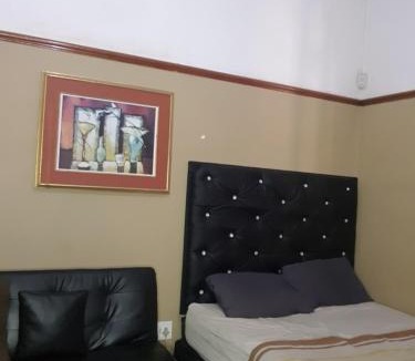 Trawal House | Room Parow, Cape Town