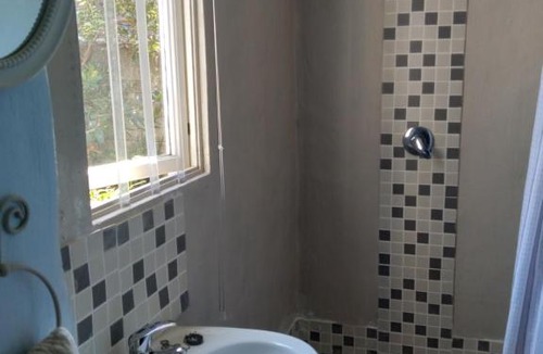 Durban North House | Room without a view