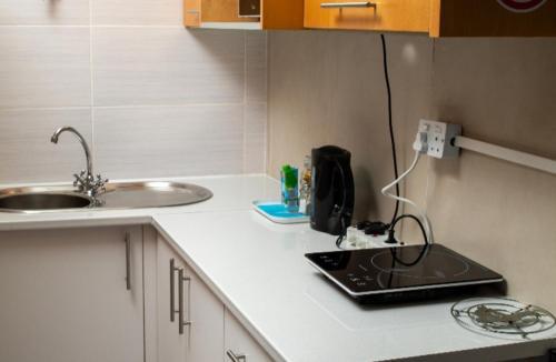 Port Elizabeth Hostel | Roots Self Catering Budget Unit 2-Budget Room
