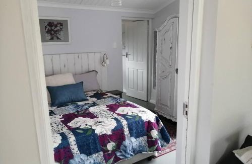 Heidelberg Ski Chalet | Rose Cottage AtTheDairyShed