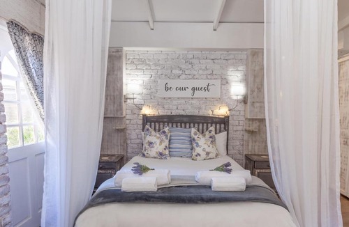 Makhado House | Rose & Ivy Guesthouse
