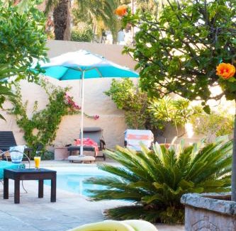 Sea Point House | Rosedene Lodge - 24h solar with pool and garden