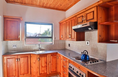 Rustenburg Apartment | @Rosie’s on RobinnSpacious, Luxury, Comfort.