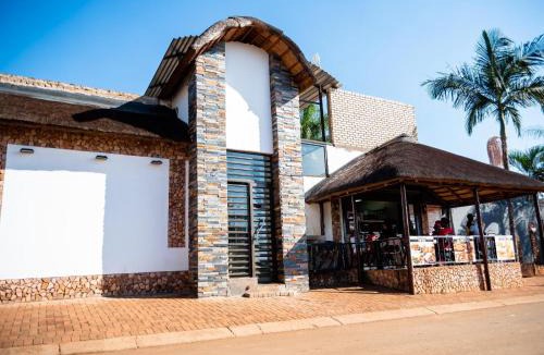 Thohoyandou Cabin | Royal Lodge