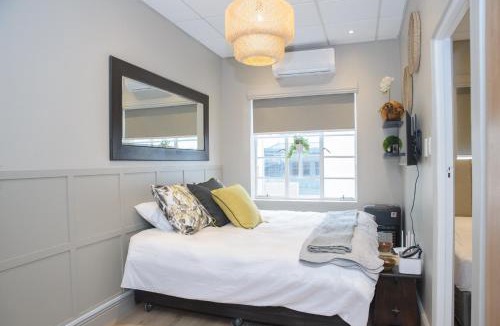 Paarl Apartment | Royal Pearl, Insta-worthy APT