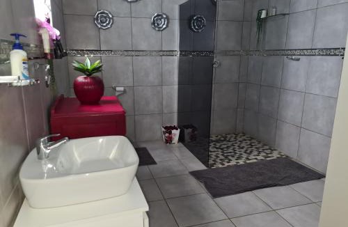 Brakpan House | Royal Villa Guesthouse