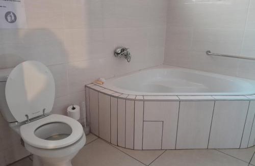 Thohoyandou House | RS GARDEN GUESTHOUSE