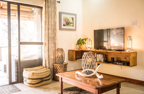 Maruleng Cabin | Rukiya Safari Camp