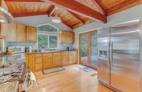 Hacienda House | Russian River 1BR forest retreat with private-entry studio & views
