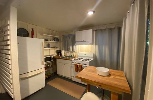 Northwood House | Russian River Privacy In The Redwoods - Hot tub/Fire pit table/Decks/Relaxation!
