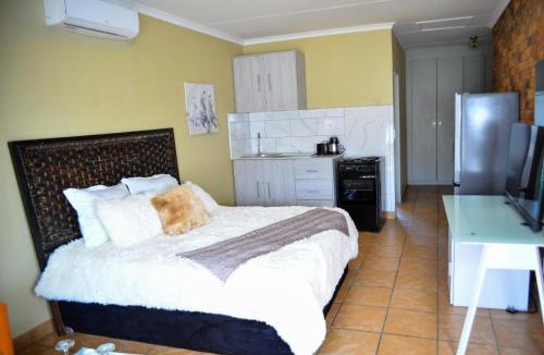 Rustenburg House | Rustenburg Self-Catering