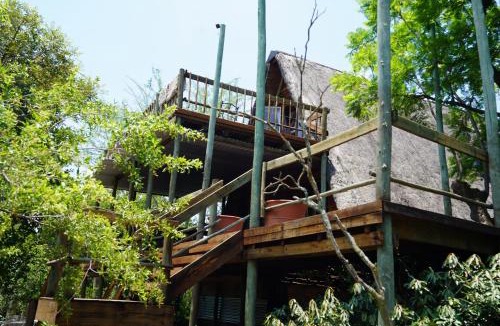 Buffelspoort House | Rustic River & Bush Escape