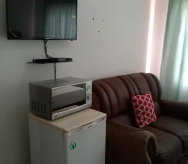 Mahikeng Hotel | Rz guest house