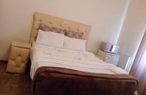 Mahikeng Hotel | Rz guest house