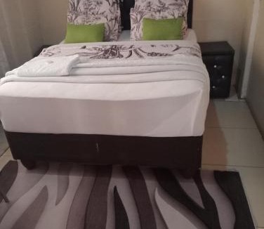 Mahikeng Bed & Breakfast | RZ. GUESTHOUSE MAFIKENG