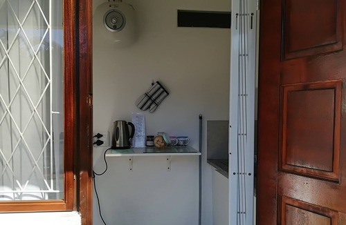 Durban North Cottage | Sacredsutine Garden Studio, Durban North