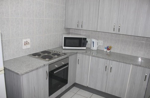 St Micheal's on Sea Apartment | Sade Holidays Ishumi by the Sea
