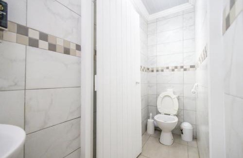 Berea Apartment | Safi 1 bedroom Suite 9