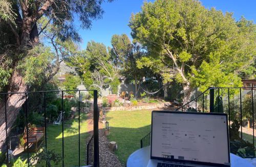 Redhill House | Sage Serenity Retreat