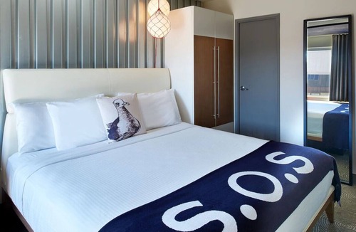 Fisherman's Wharf Hotel | Sailor's Quarters: Sunset Views & S'mores, Steps from Pier 39