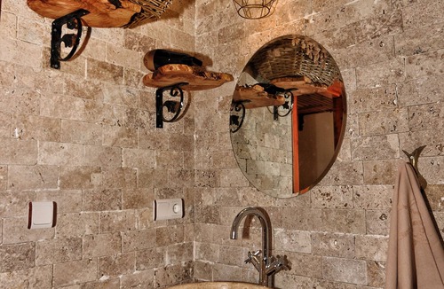 Karaburun Hotel | Saklı Konak