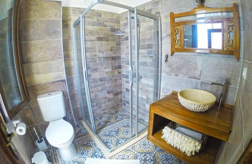 Karaburun Hotel | Saklı Konak