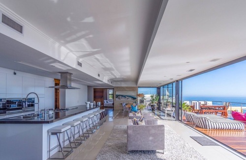 Camps Bay Villa | SaltLife Camps Bay, Modern luxury, incredible views & Prime location