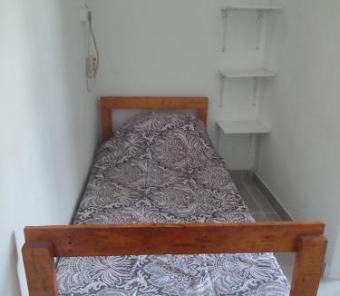Redhill House | Samantha's Guesthouse
