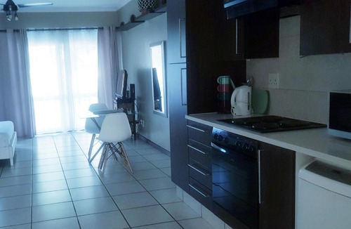 Greater Johannesburg Metropolitan Area Apartment | Samtip Sunset