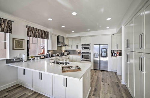 Paradise Valley House | San Francisco Getaway w/ Luxury Amenities!