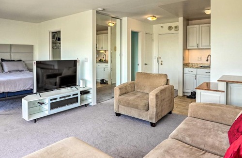 Emeryville Apartment | San Francisco Area Studio w/Bay Views!