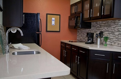 San Bruno Hotel | San Francisco Bay Area Vacay! 2 Pet-friendly Units, Free Breakfast, Full Kitchen