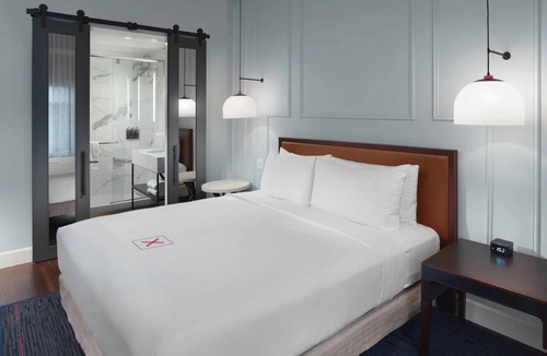 Union Square Hotel | San Francisco Getaway: Historic Style & Contemporary Tech, 3 Units