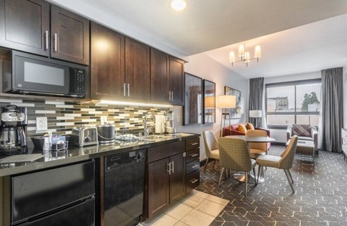 Lower Nob Hill Resort | San Francisco | San Francisco City Retreat | Fitness Center & Game Room | 2BR