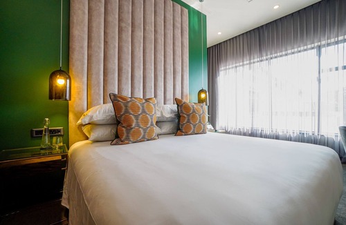 Houghton Estate Hotel | Sanctuary Mandela