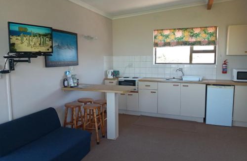 Cape Saint Francis Apartment | Sandown Self-Catering