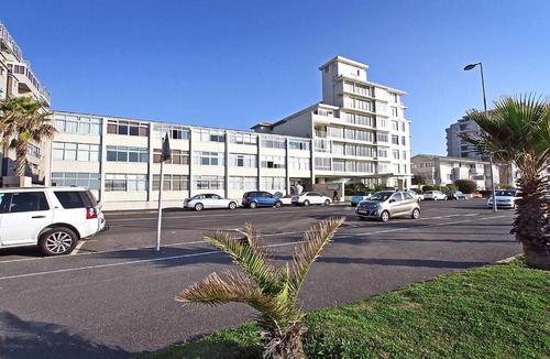 Mouille Point Apartment | Sandringham 6